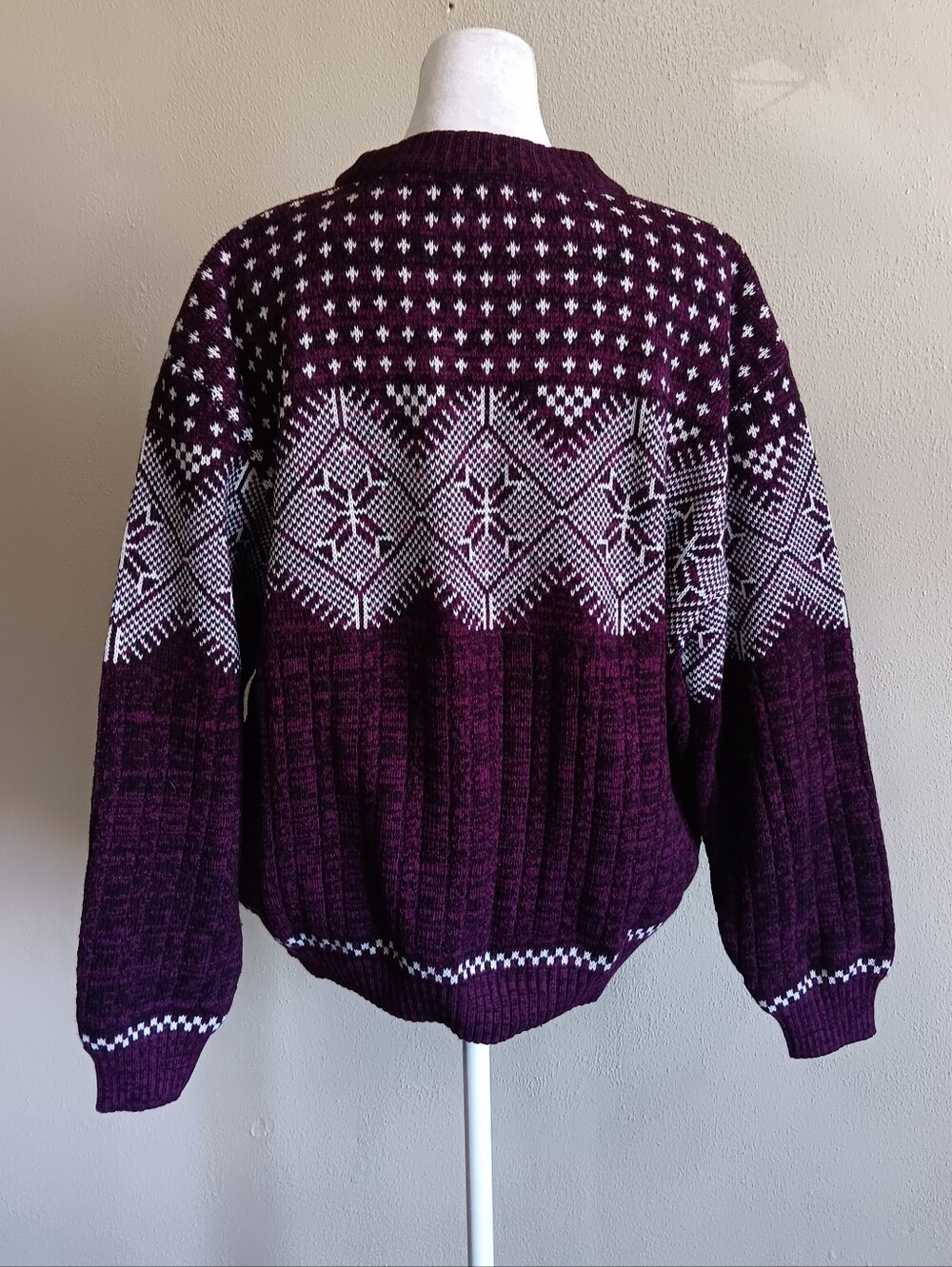 80s 90s Vintage Purple Geometric Crewneck, Flat Iron Mills Sweater Size Medium - Picture 4 of 7